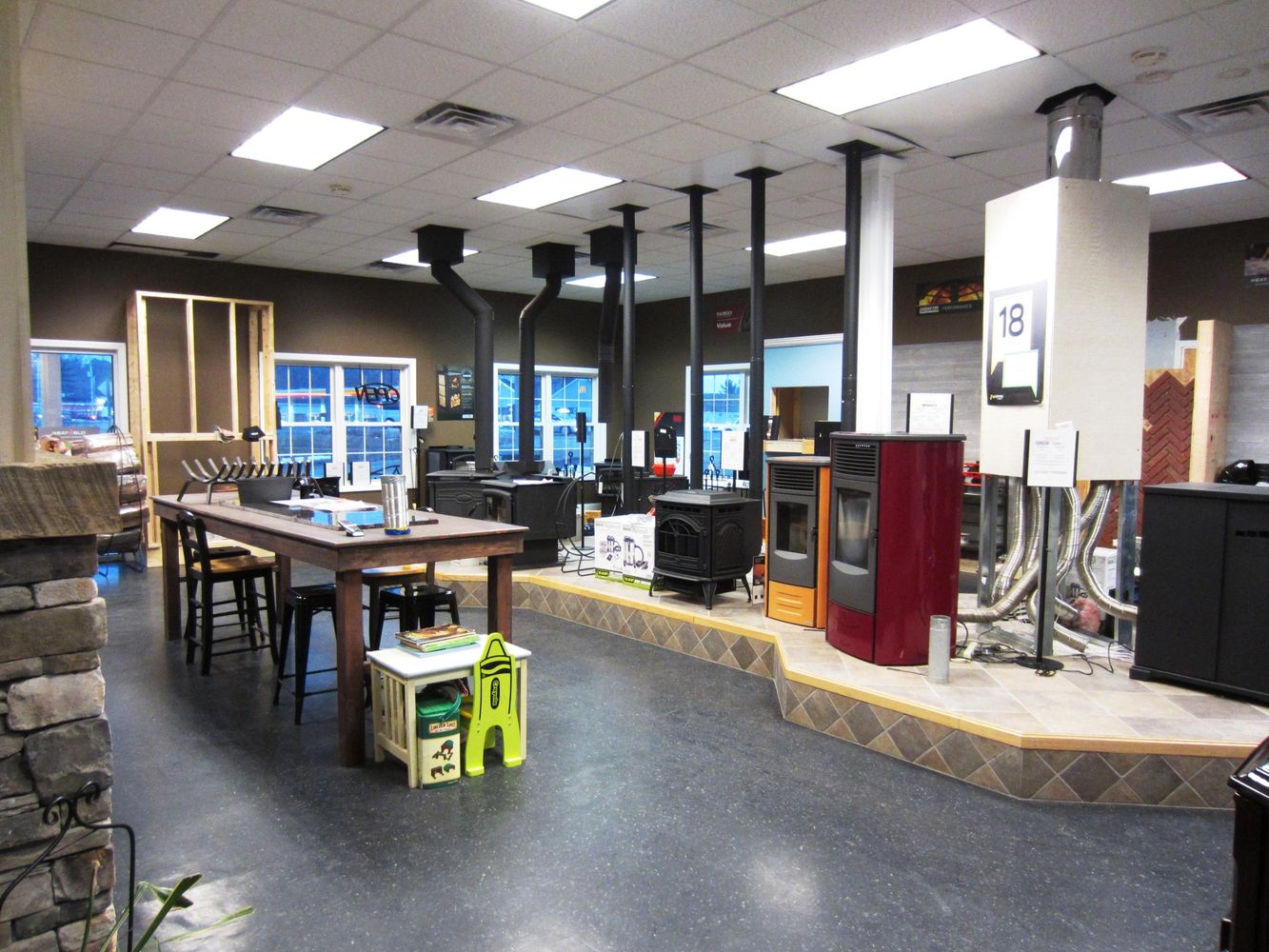 1438 Main St, Sanford, ME 04073